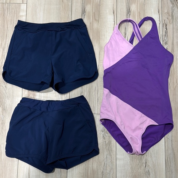 Lands end girls size 8 & 8S one piece swimsuit & 2 swim shorts modest swimsuit - Picture 1 of 3